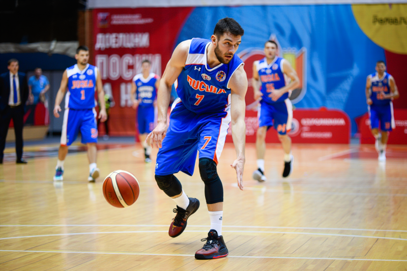 feebcf6c9054b41dd5dffd13fc1362e2